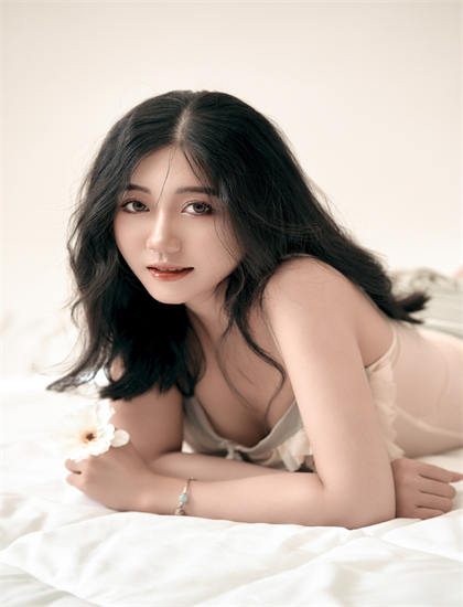 《年轻母亲：我年纪如何》艺术价值：专业角度评价与艺术成就分析，蓝光原盘